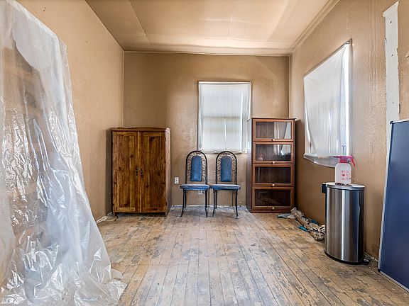 5th image of 826 Kimball Lane