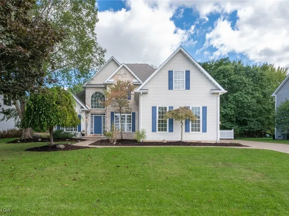 4345 Brookview Ct, Uniontown, OH 44685