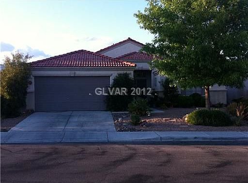 3rd image of 426 Violetta Ave