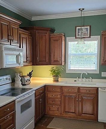 4th image of 103 Liberty Ln