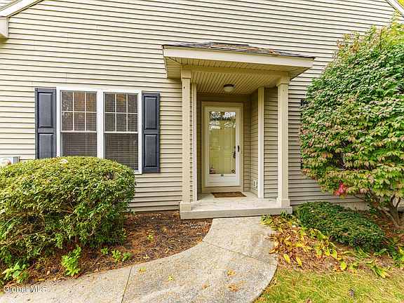 4th image of 46 Donegal Way