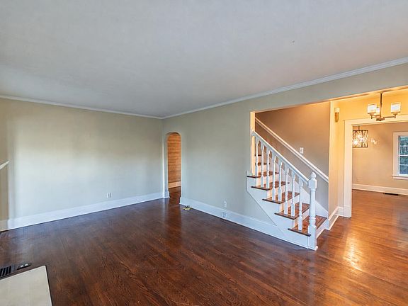 4th image of 360 N 38th St
