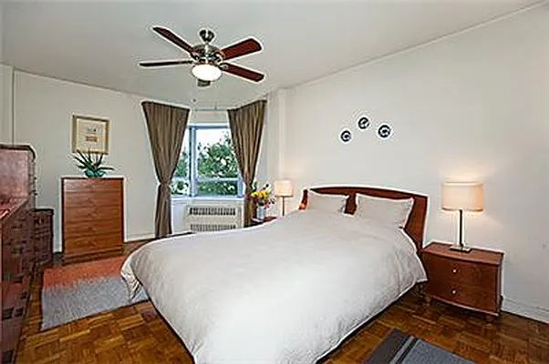 Sold by Fenwick Keats Real Estate | media 11