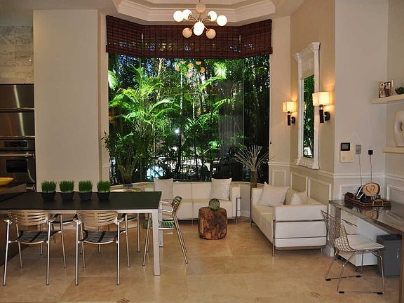 Family Room / Breakfast Room