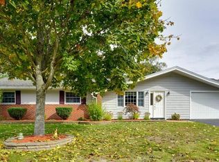 6 Howard Rd, Hudson, MA 01749