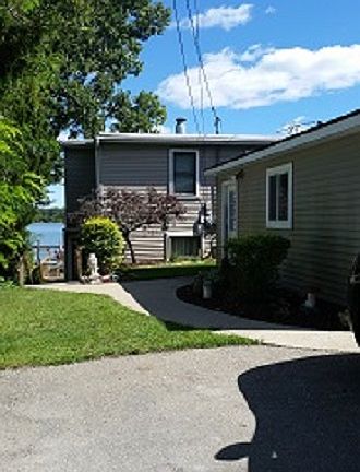 3rd image of 8323 Hillpoint Dr