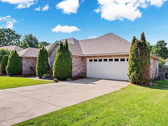 2nd image of 1741 Hidden Creek Dr