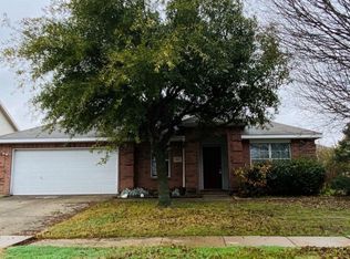 208 Patriot Pkwy, Forney, TX 75126