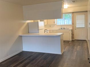 908 Emile St APT 6, Bastrop, TX 78602