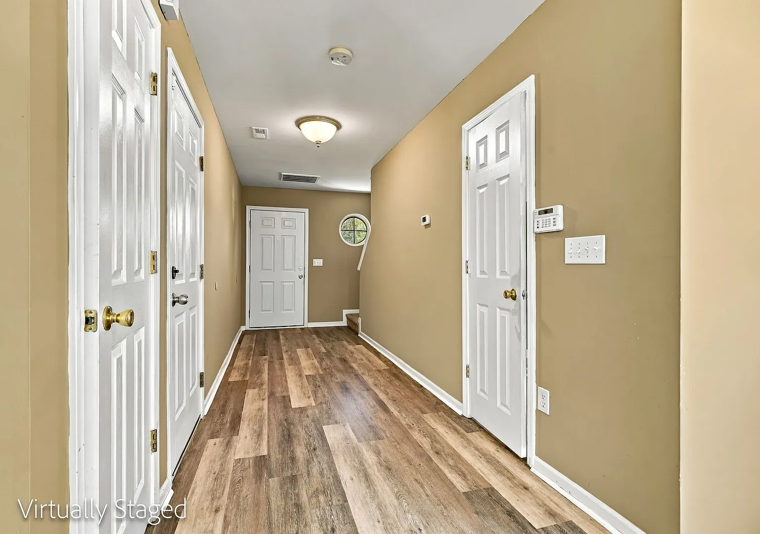 Comfortable Living in West Charlotte — Photo 4
