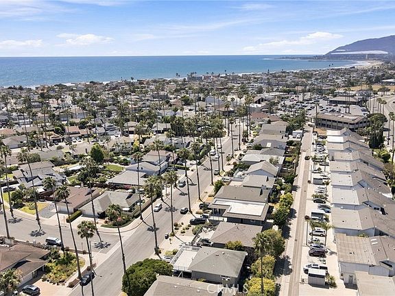 3rd image of 2558 Seahorse Ave