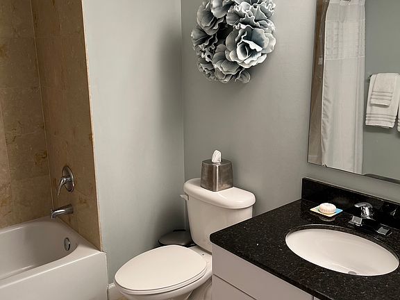 3rd image of 300 S Duval St #2109