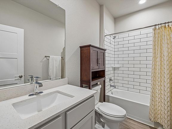 5th image of 14249 Wonder Lake Ln