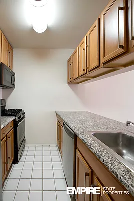 Rented by Empire State Properties | media 22