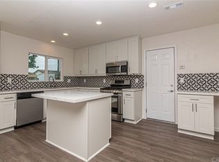 337 Retreat Ct, Fallbrook, CA 92028