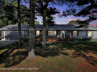 740 N Michigan Rd, Eaton Rapids, MI 48827