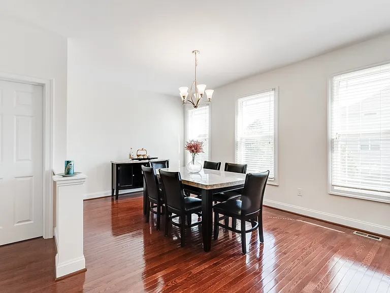 5405 Hickory Ann Dr — Photo 12