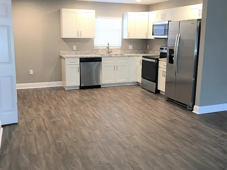 2402 Chestnut Woods Dr #1 — Photo 1