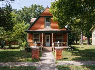 421 N 12th St, Fredonia, KS 66736