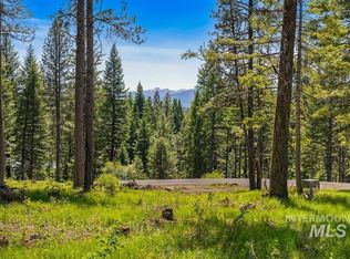 2 Spruce Hill Rd, McCall, ID 83638