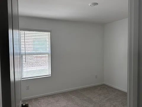 1340 Alfred St — Photo 11