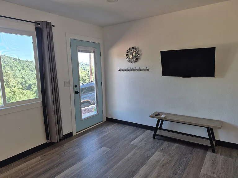 302 Ayba St #1 — Photo 4