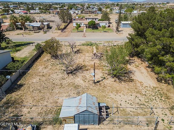 3rd image of 270 Holguin