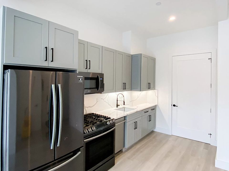 1st image of 11-16 Main Ave #1A