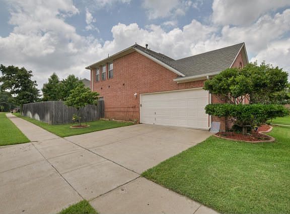 3rd image of 4912 Camp Bowie Blvd