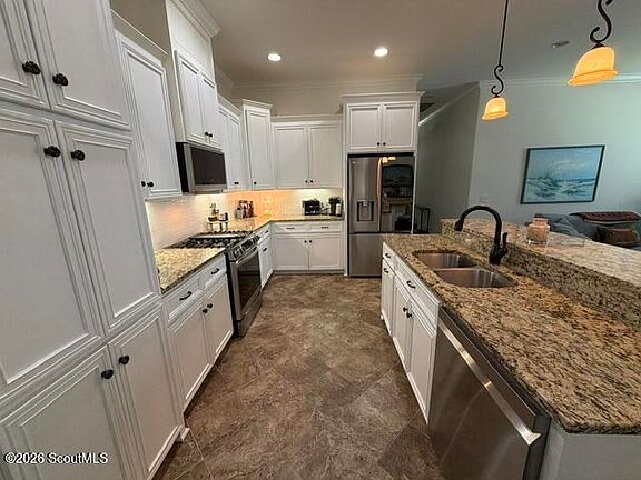 4th image of 288 Villager Dr