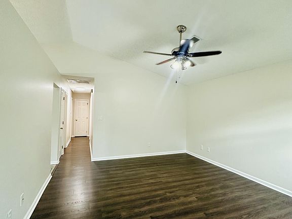 3rd image of 2064 Coriander Ln
