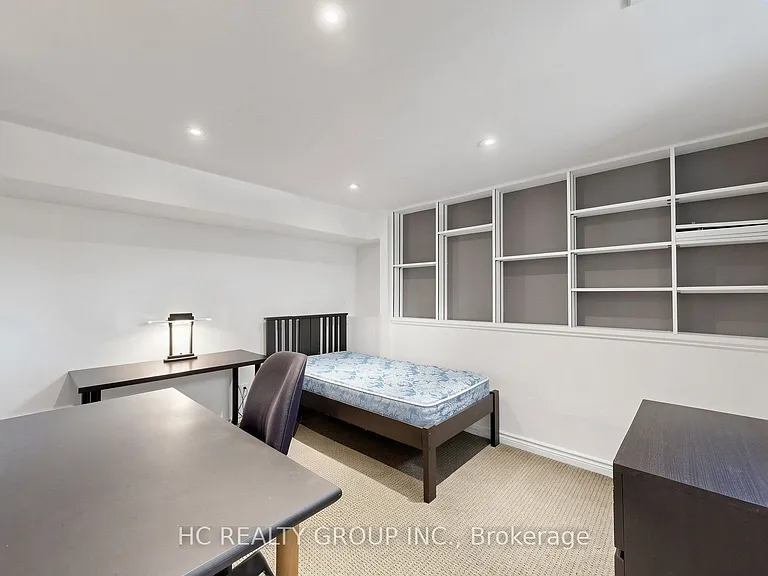 433 Keats Way #1 — Photo 41