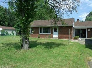 1810 Lucretia Dr, Girard, OH 44420