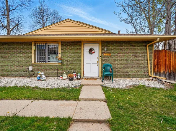 12458 E Kansas Place, Aurora, CO 80012