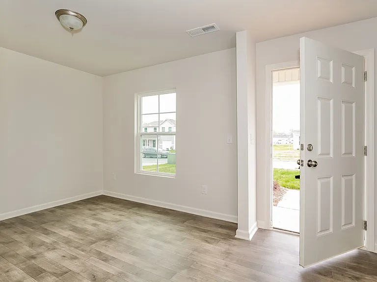207 Pleasant Willow Pl — Photo 4