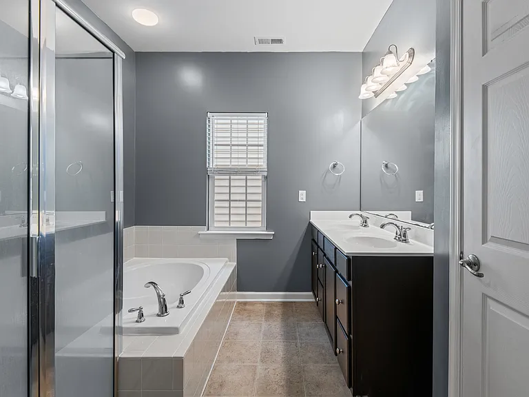 10777 White Dogwood Dr — Photo 3
