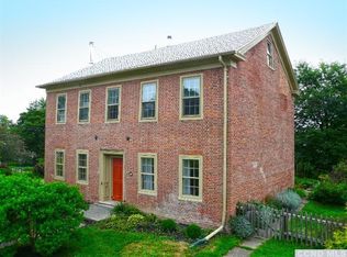 39 N Warren St, Athens, NY 12015