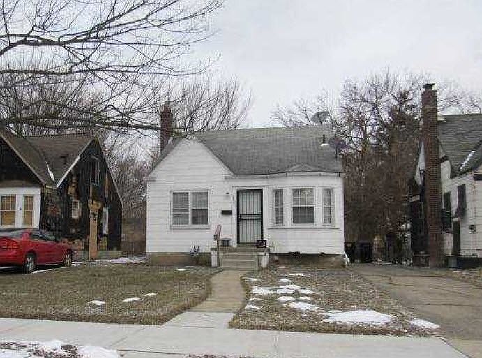 1st image of 15887 Coram St