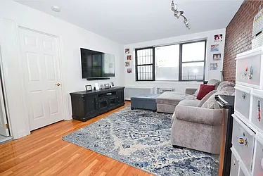 Rented by City Connections Realty