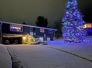 4245 Deerfield Ln, Traverse City, MI 49684