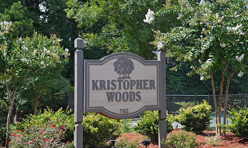 Kristopher Woods — Photo 3