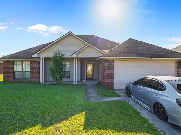 192 Wayfair Ln, Hinesville, GA 31313