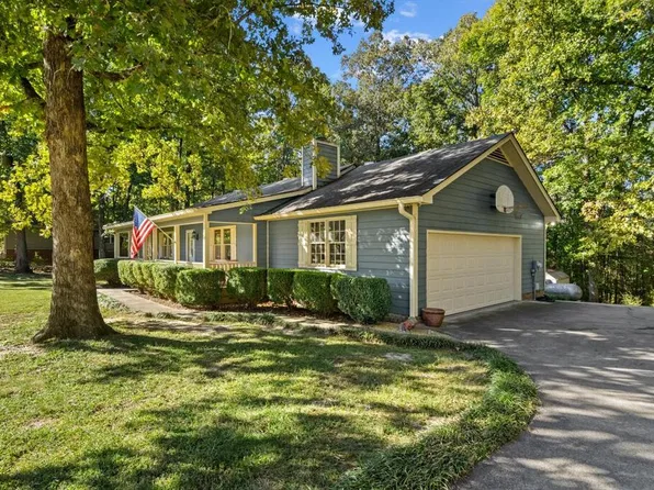4115 Dog Legg Dr, Cohutta, GA 30710