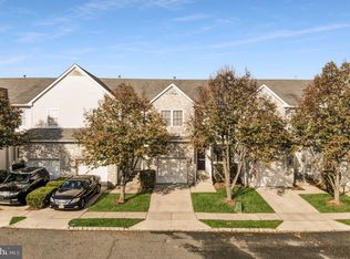 3 Sand Hill Ct #3, Monroe Township, NJ 08831