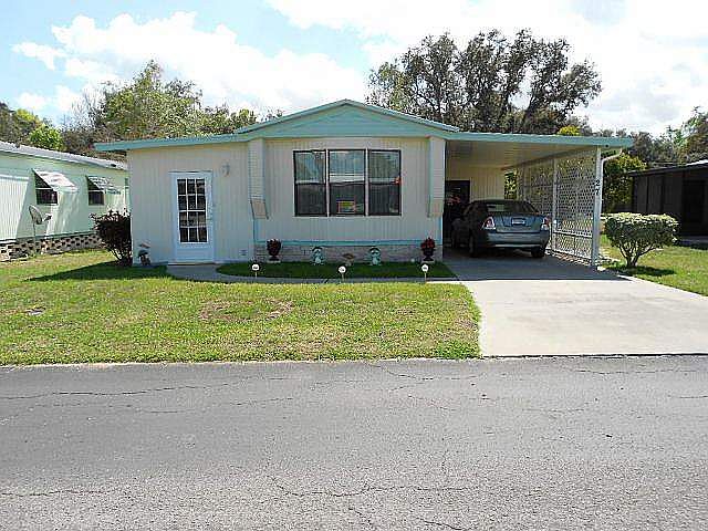 1st image of 27 Lakeview Dr