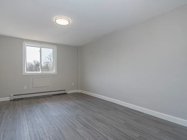 325 Willowdale Cres — Photo 21