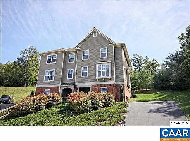 2nd image of 123 Boxwood Ct