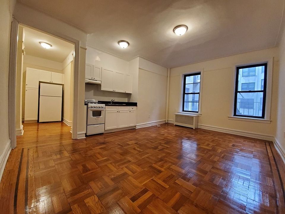 1st image of 2126 Benson Ave APT 3