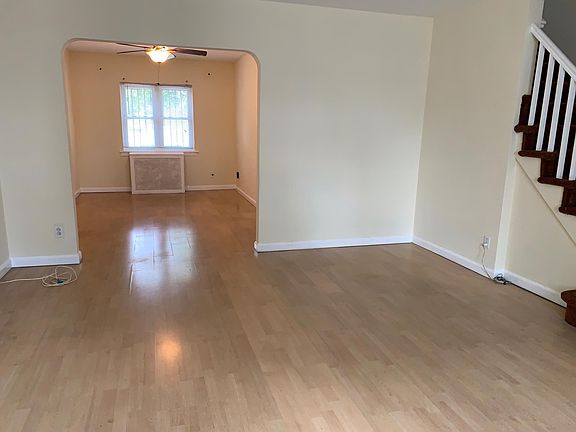 3rd image of 25327 86th Ave