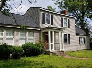 7070 Creighton Rd, Mechanicsville, VA 23111